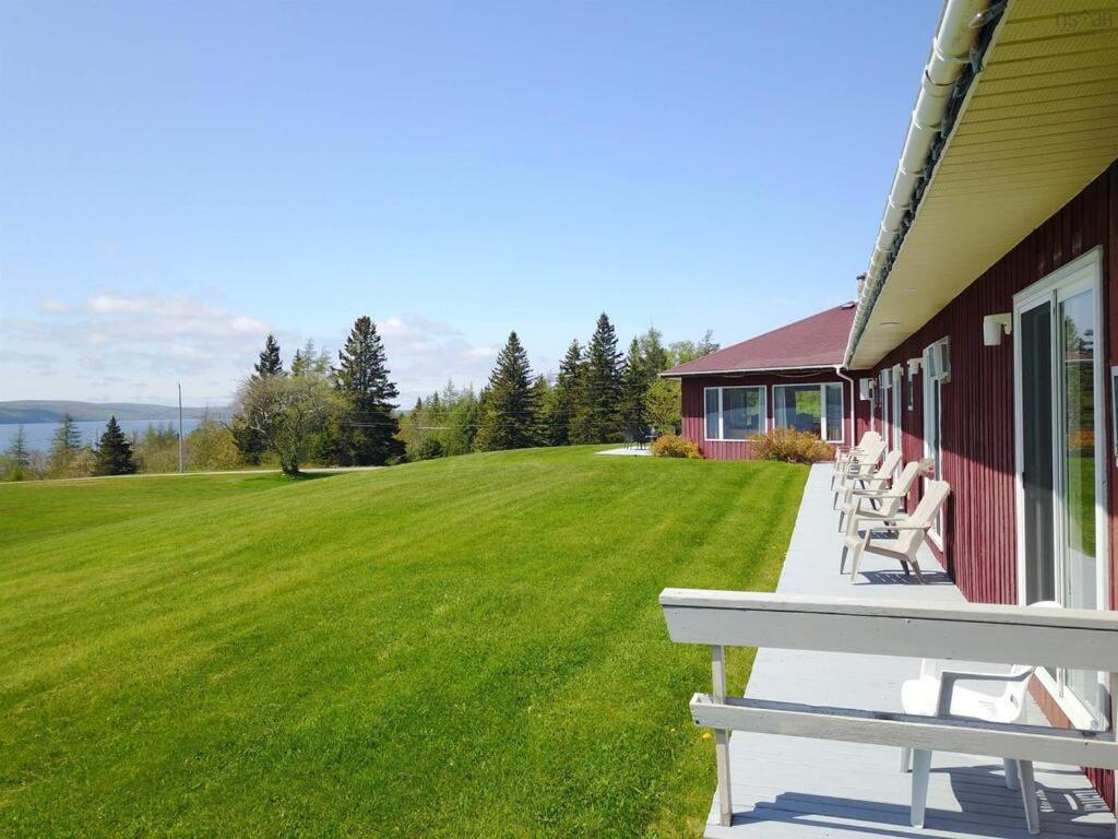Baddeck Inn Екстериор снимка